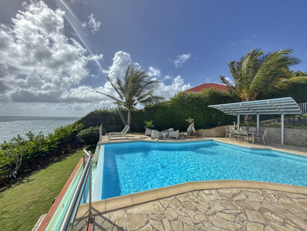 12.Location Villa piscine vue mer Ste Anne Guadeloupe_Terrasse Vue mer